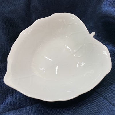 PD1738-Leaf bowl
