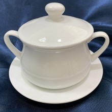 PD2359-Tureen with dish